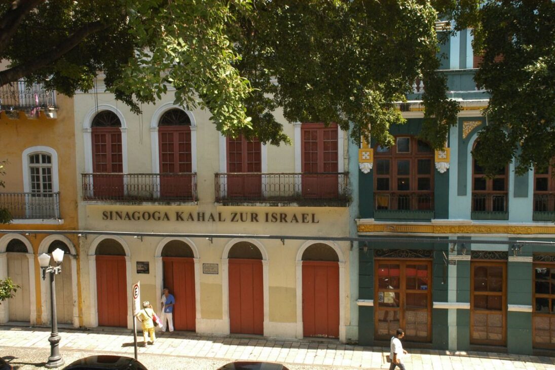 Recife teve a primeira sinagoga das Américas em 1636, antes de Nova York existir, e sua história mudou a formação judaica no continente