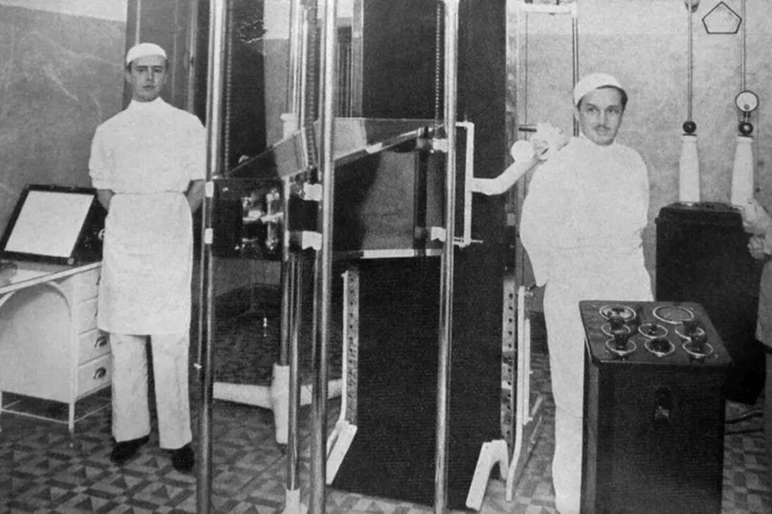 Um médico brasileiro inventou nos anos 30 um método barato de tirar raios-X do pulmão, permitiu o diagnóstico em massa da tuberculose e sua criação foi adotada no mundo inteiro