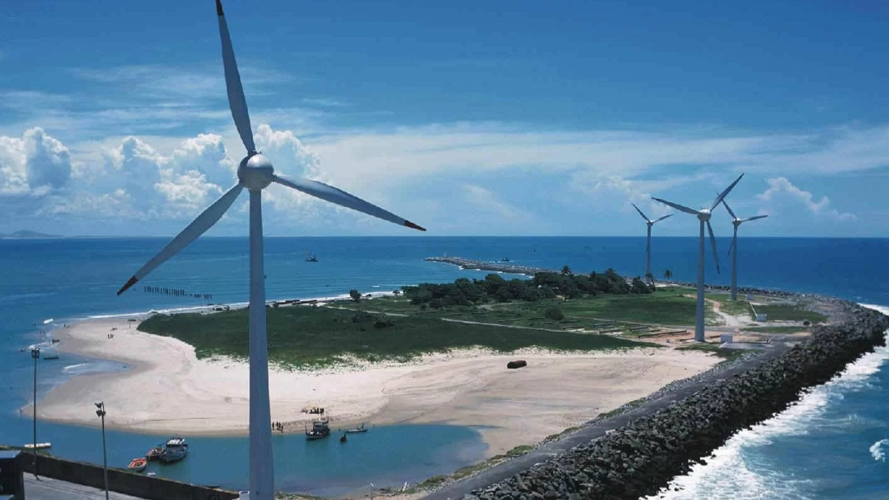 Estado abriga seis projetos de complexos eólicos offshore em licenciamento ambiental, destacando o potencial do Brasil na expansão da energia eólica offshore e onshore. Fonte: A Tribuna