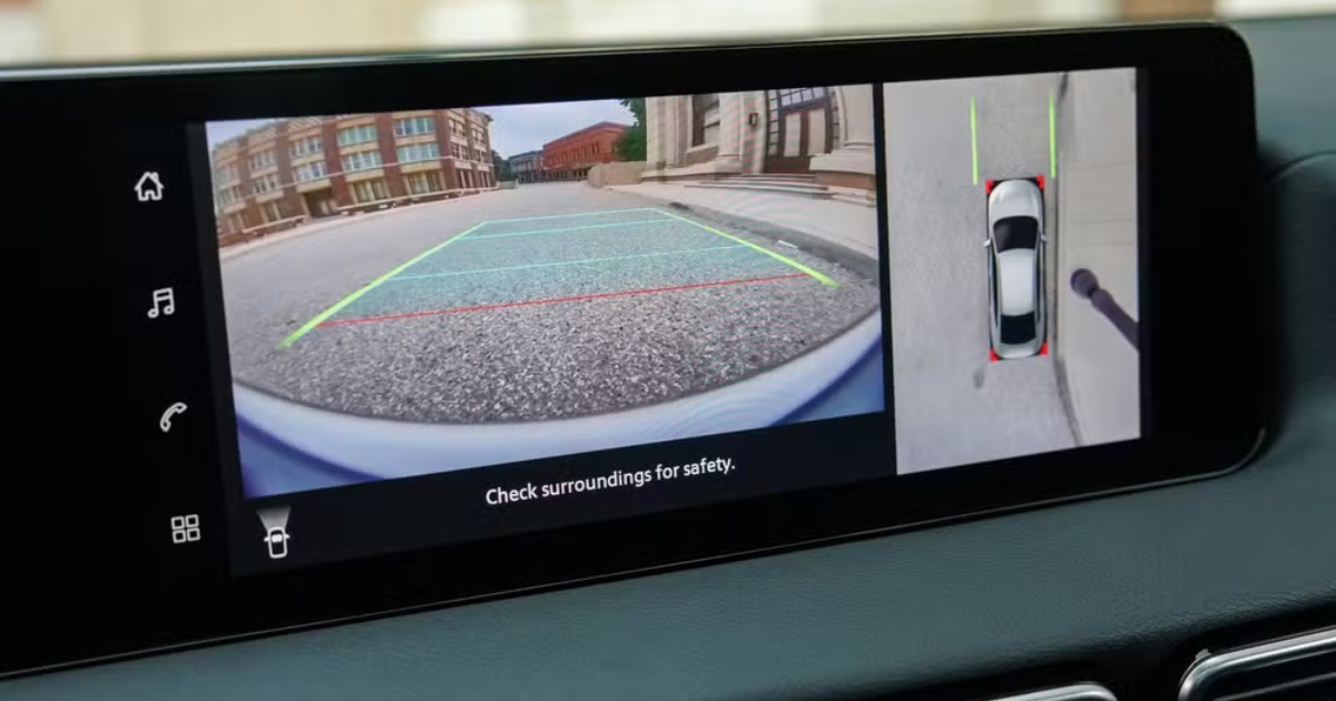  Nissan Sentra 2026 estreia com painel digital de 12,3", visual ousado e o mesmo motor 2.0 de 151 cv. Confira os detalhes e se vale a espera (Foto: Divulgação/Nissan)