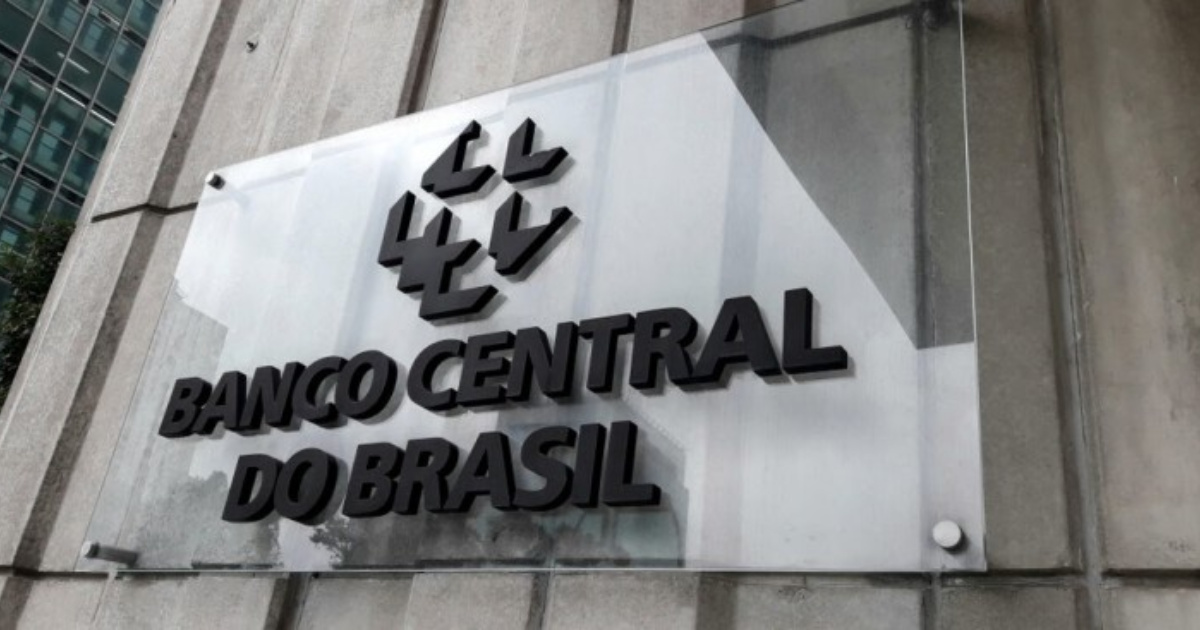 Mais de R$ 10 bilhões esquecidos aguardam resgate no Banco Central. Saiba como recuperar seu dinheiro com Pix e conta gov.br.