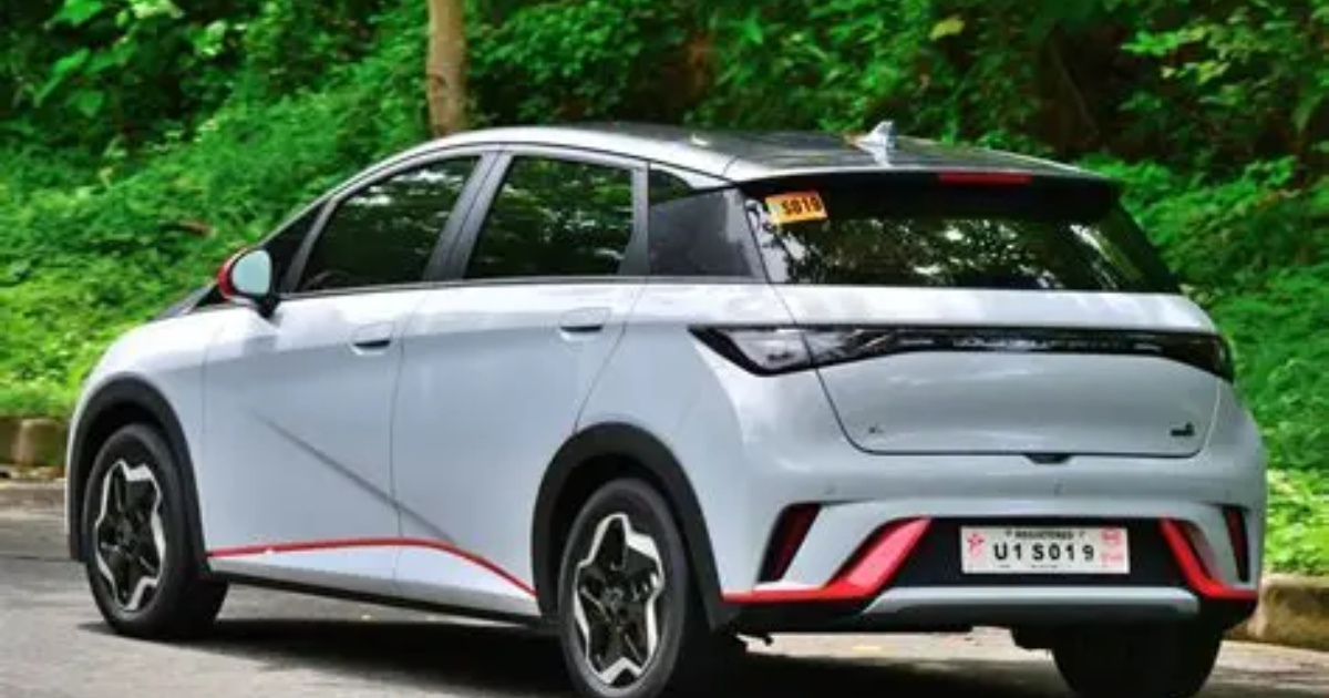 Conheça os 5 carros elétricos mais baratos do Brasil, com até 291 km de autonomia, recarga rápida e tecnologia a partir de R$ 99 mil.