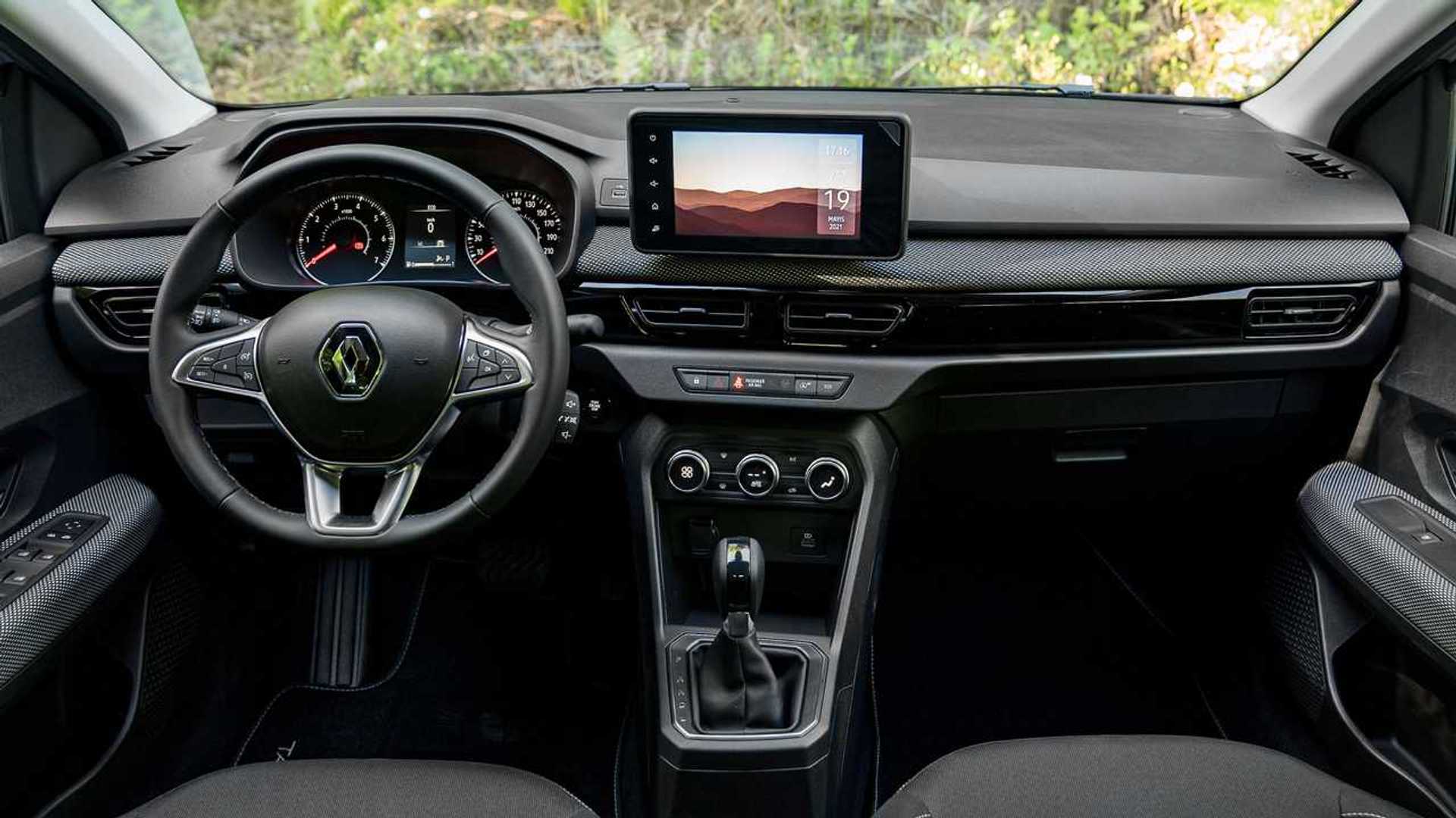 Com motor 1.0 turbo de última geração e consumo abaixo de 6 L/100 km, Renault Taliant já substitui o Logan em mercados emergentes; modelo chegará ao Brasil?
