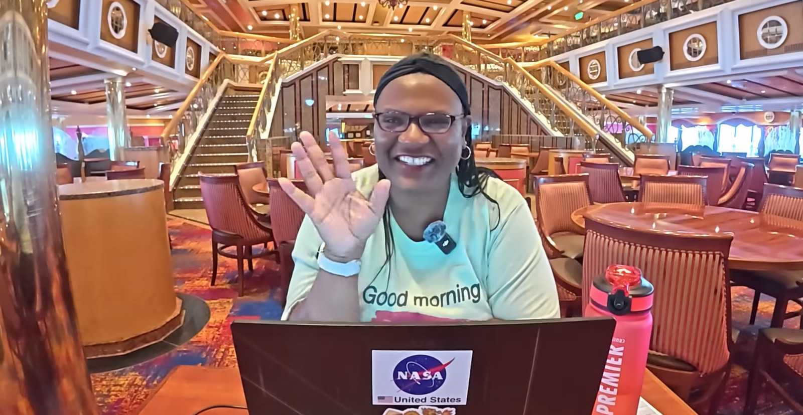 Navios de Cruzeiros, Mar, Navios