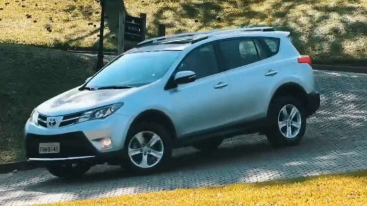 Imagem: Toyota RAV4 2.4