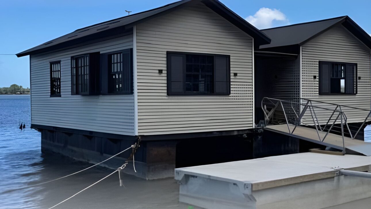 Casas flutuantes em Cubatão inauguram projeto pioneiro de moradia social sustentável em aço naval, levando dignidade aos pescadores.