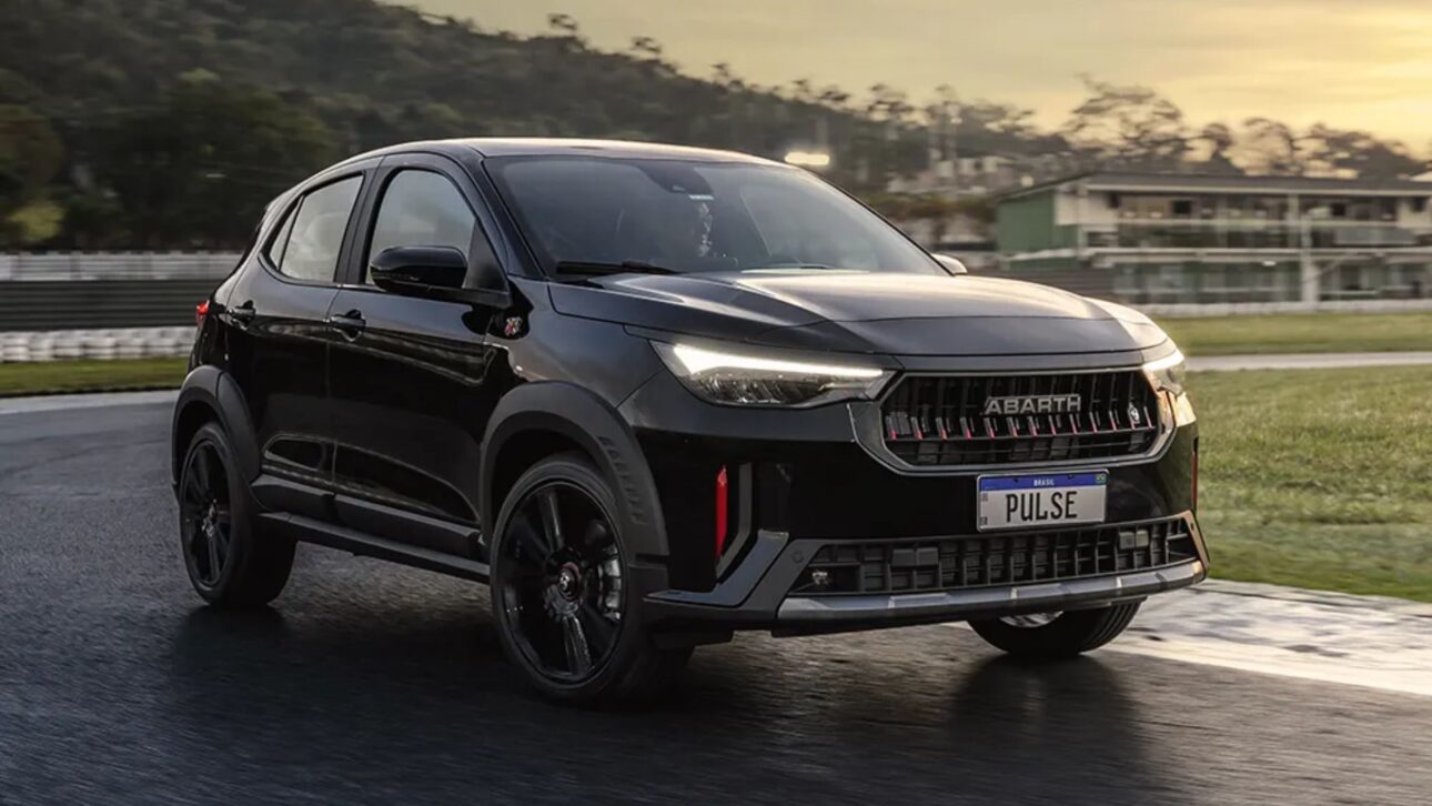 Fiat Pulse Abarth: Compacto esportivo com motor 1.3 turbo de 185 cv, o Pulse Abarth entrega desempenho ágil e design marcante para quem busca emoção ao dirigir na cidade.