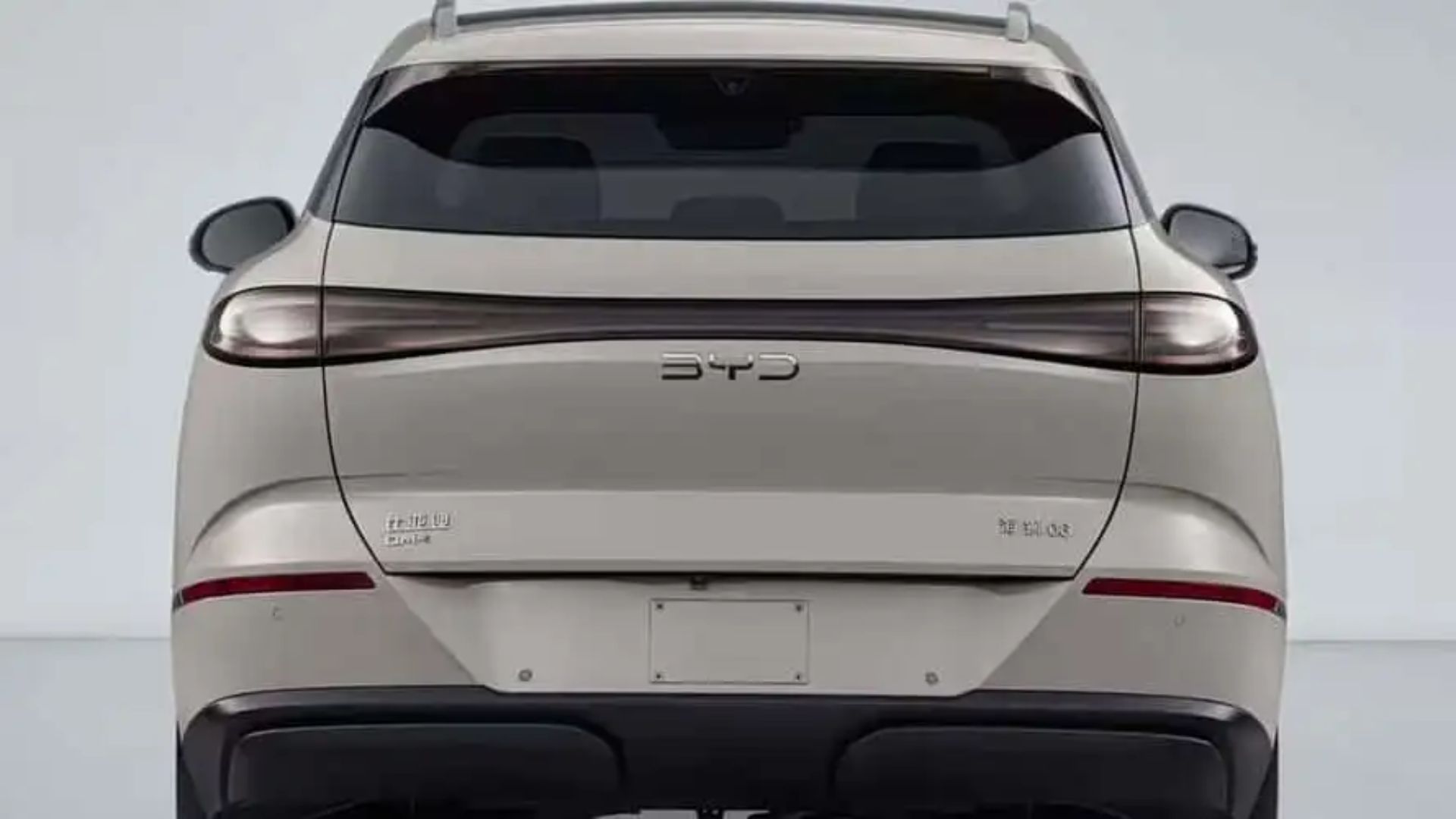 BYD registra o SUV Sea Lion 06 no Brasil, com versões híbrida e elétrica e autonomia de até 1.700 km por tanque.