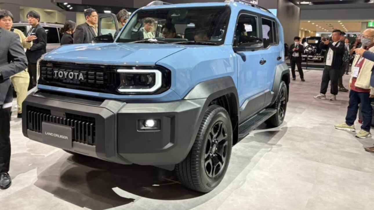 Novo Toyota Land Cruiser FJ chega em 2026 com motor 2.7, tração 4x4 e design robusto inspirado nos clássicos off-road da marca.