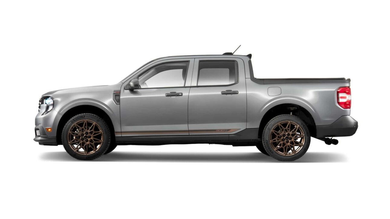 Versão 300T da Ford Maverick exibe motor 2.0 EcoBoost com turbo do Mustang, 300 cv, rodas 20″ e kit Ford Performance.
