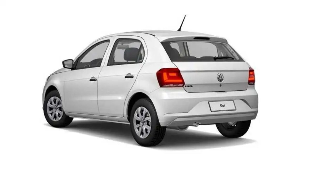 O mercado de usados no Brasil atingiu 1,76 milhões de vendas em outubro 2025 e o Volkswagen Gol segue líder mesmo fora de linha.