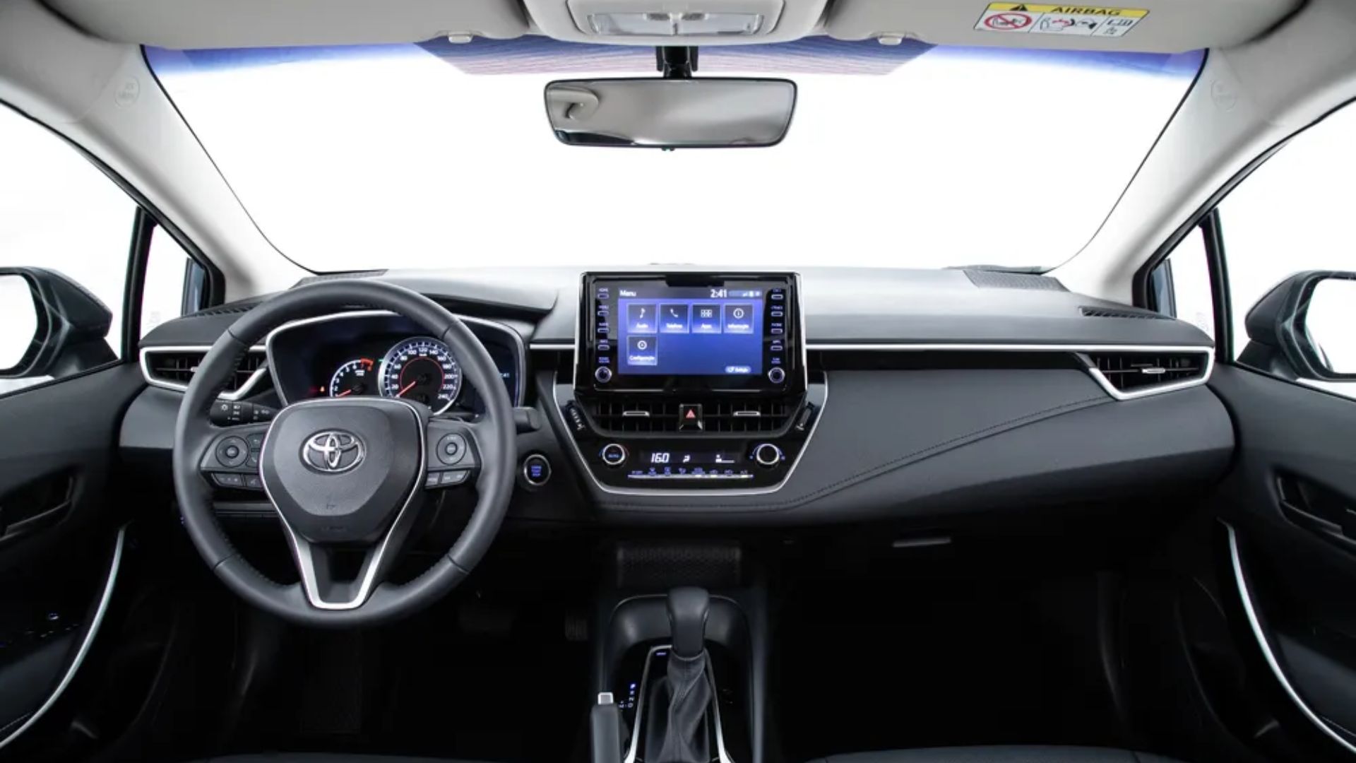 Toyota Corolla segue entre os usados mais vendidos do Brasil em 2025, com motor eficiente, manutenção previsível e alta valorização.