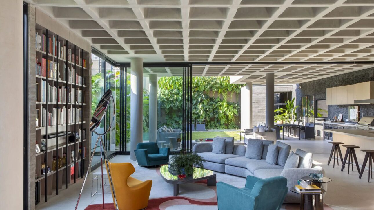 A mansão mais cara de São Paulo, no Jardim Europa, vale R$ 250 milhões e tem 2.700 m², cinco suítes e garagem para 35 carros.