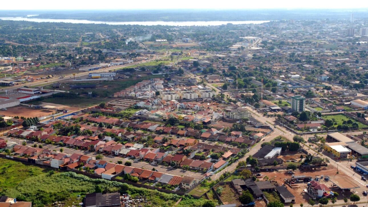 Porto Velho, capital de Rondônia, é maior que Bélgica e Israel, tem baixa densidade populacional e faz fronteira com a Bolívia.