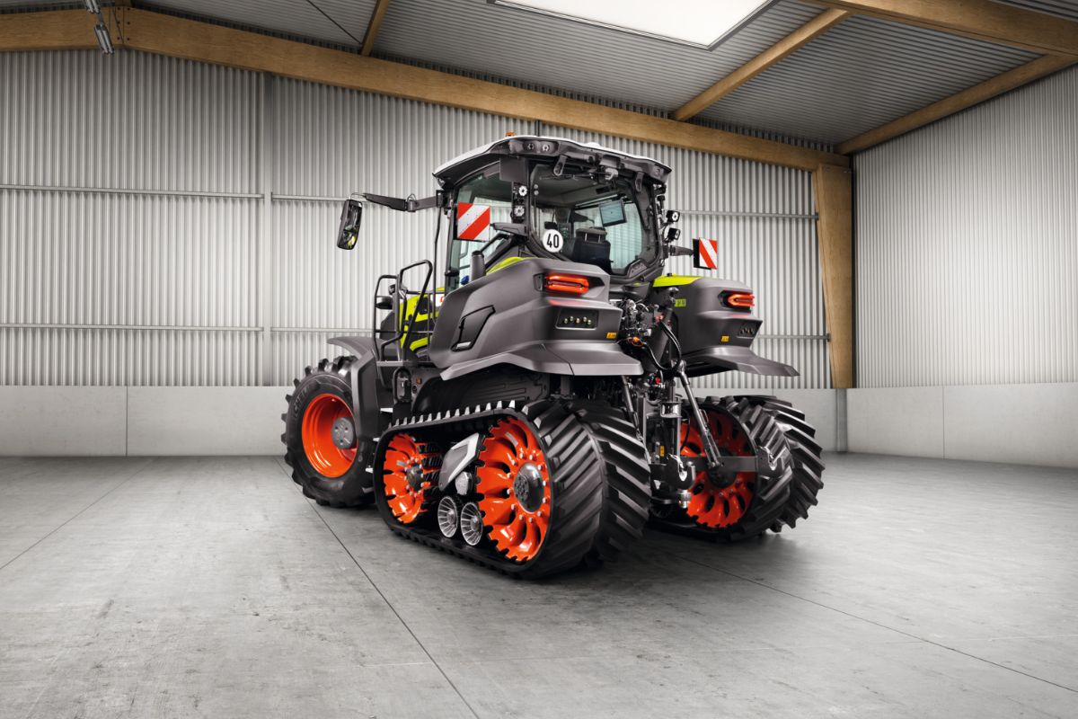 Melhor trator de 2026, o Claas Axion 9.450 Terra Trac venceu o Tractor of the Year 2026 com trator de alta potência e tecnologia agrícola.