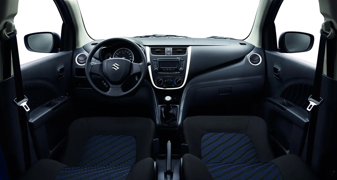 Com o mesmo preço de uma moto 160, este compacto japonês com motor 1.0 faz mais de 20 km/l em testes internacionais e surpreende pelo espaço interno; descubra o Suzuki Celerio usado