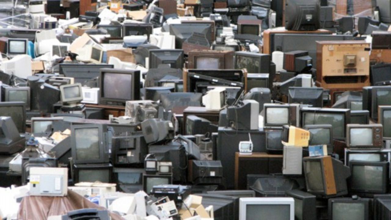 Imagem: Lixo eletrônico 