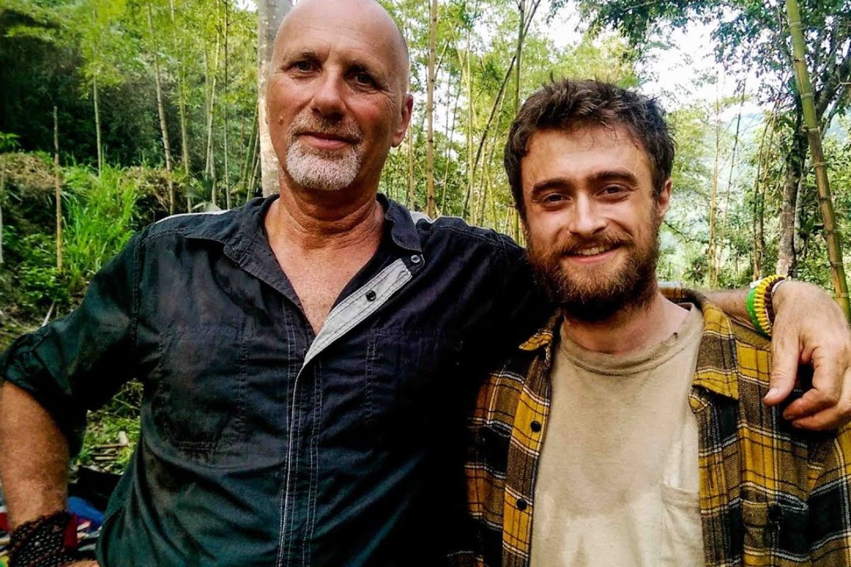 isolado na Amazônia: Yossi Ghinsberg se separa de Kevin Gale, sobrevive três semanas e reaparece na Bolívia; o reencontro em La Paz falha e dois companheiros somem.