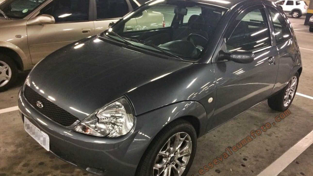 4 carros usados da Ford por menos de R$ 20 mil com até 148 cv, versões automáticas confiáveis e SUV pioneiro no Brasil.