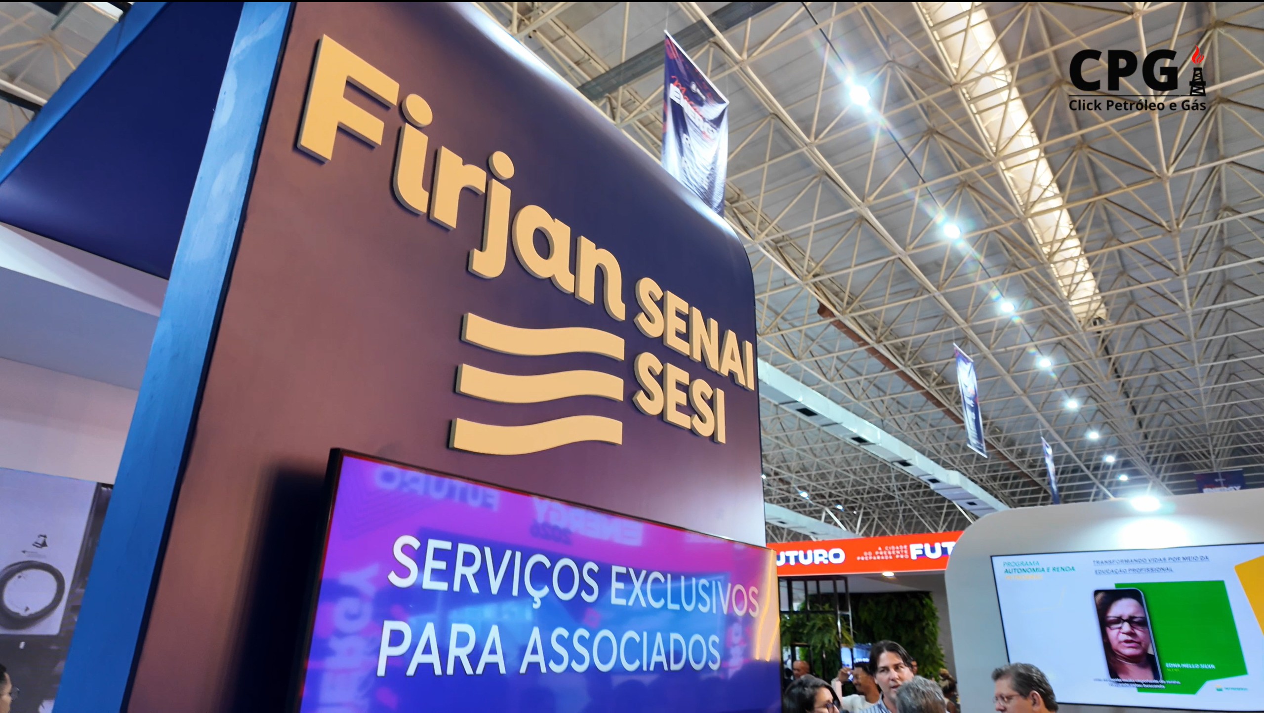 Allan Teixeira da Firjan fala sobre a transição energética em Macaé durante o evento Macaé Energy 2026 e o futuro da indústria no Brasil