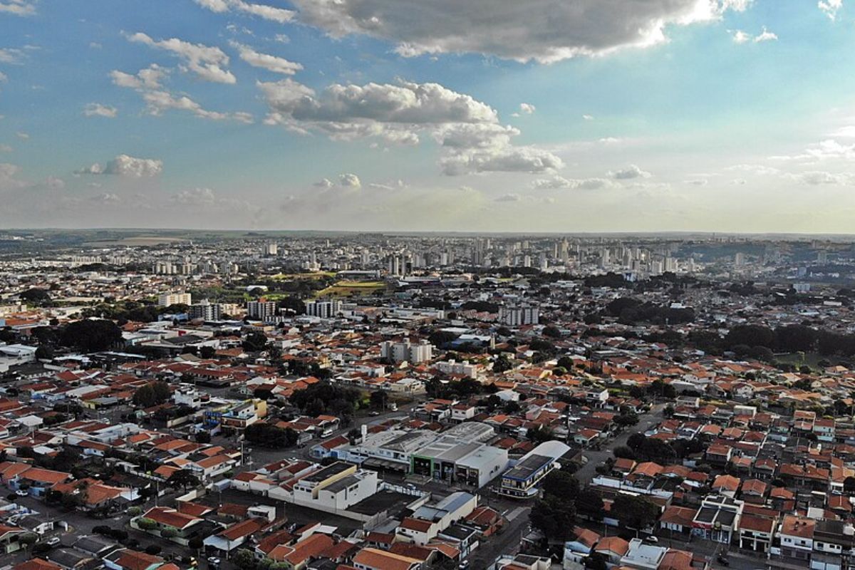 Cidade brasileira fundada por americanos após guerra nos EUA guarda observatório raro, maior igreja neoclássica do país e hoje surpreende com alta qualidade de vida no interior de São Paulo