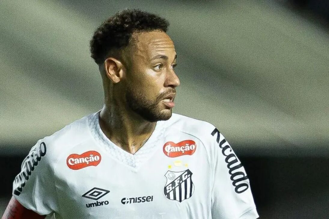 salário de Neymar no Santos, Carlo Ancelotti, Seleção Brasileira, Santos e Copa do Mundo entram no debate sobre custo e retorno.