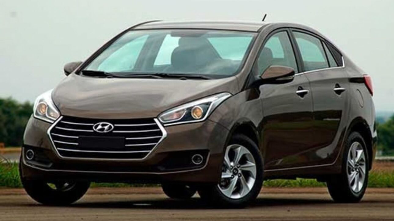 Hyundai HB20S Premium 1.6 AT 2016 combina motor de até 128 cv, câmbio automático e bom nível de equipamentos, sendo uma das opções de sedã compacto automático mais buscadas no mercado de usados.