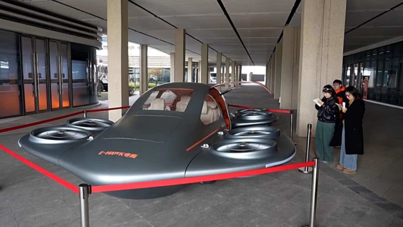 eVTOL em formato de disco voador avança na China com mais de 140 testes e proposta de revolucionar a mobilidade aérea urbana.