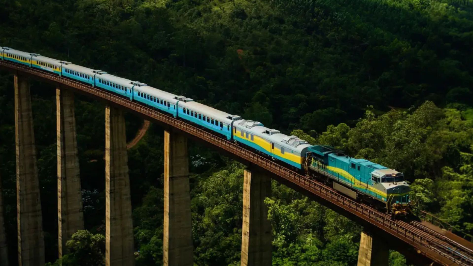 Trem da Vale completa 40 anos com 861 km, 419 mil passageiros em 2025, internet a bordo em 2026 e viagens diárias a partir de 2027.