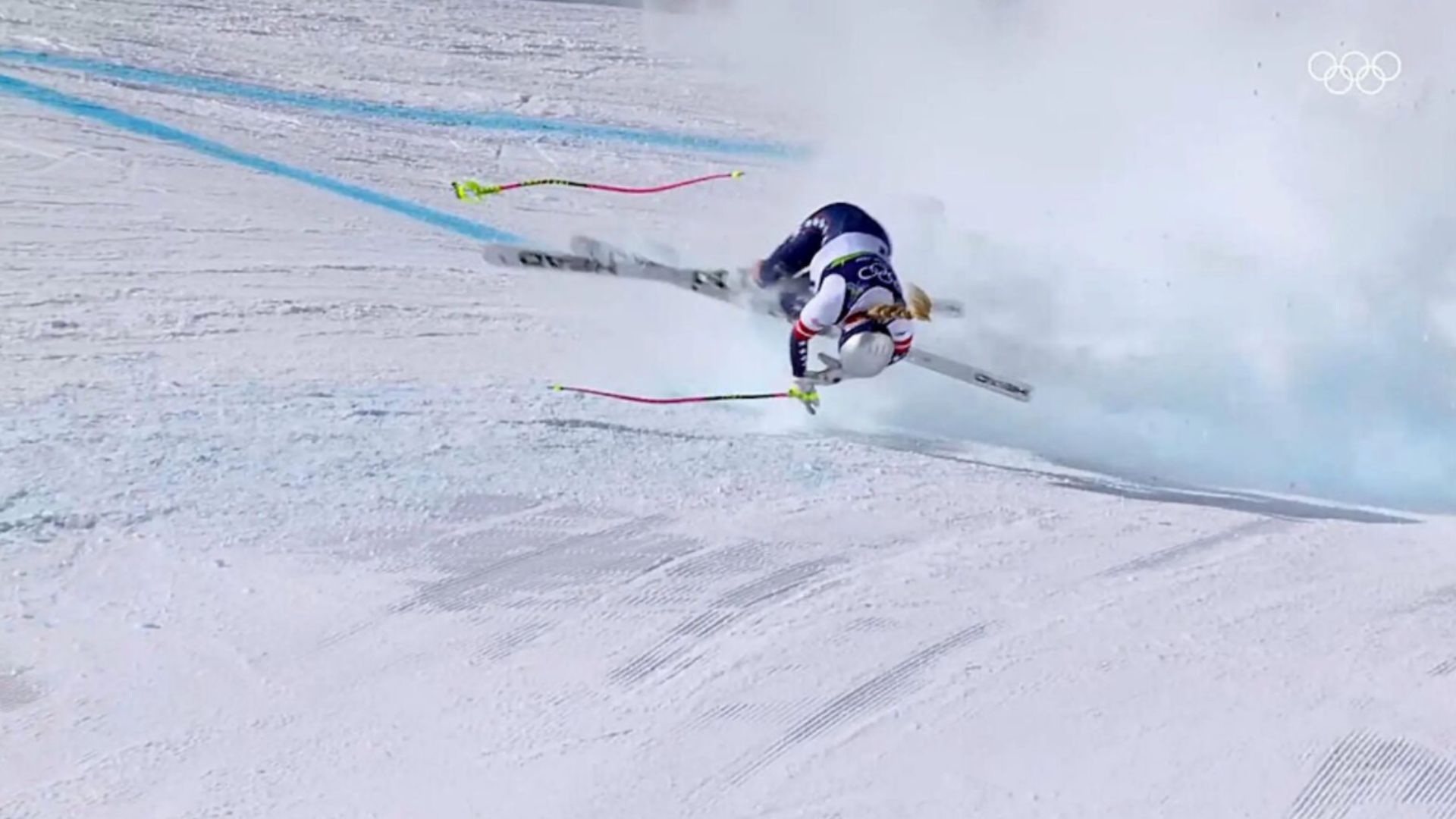 Lindsey Vonn durante queda na prova olímpica de downhill