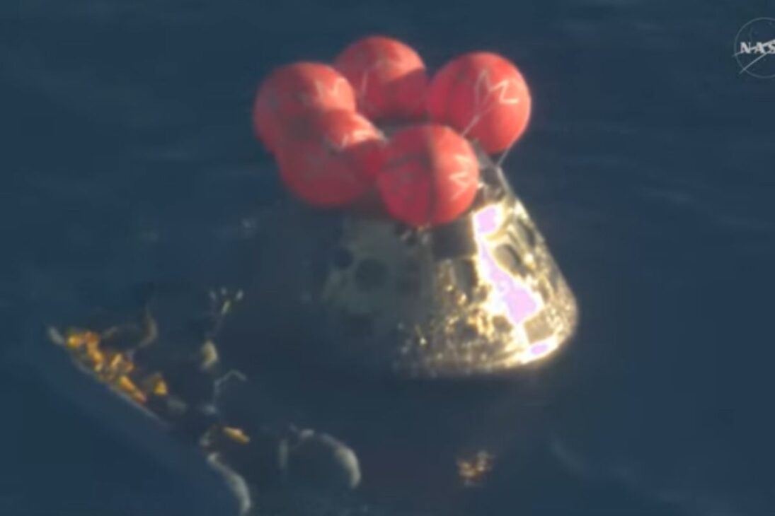 Artemis 2 encerra missão da Nasa com Orion, astronautas e retorno da Lua após amerissagem segura no Pacífico.