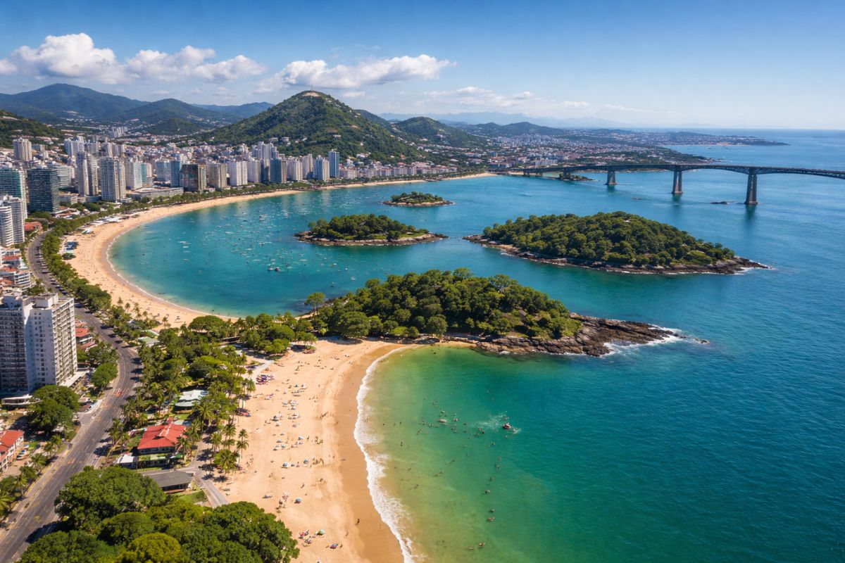 Vitória tem 33 ilhas, praias urbanas e a melhor nota em educação entre capitais do Brasil. Mas quase ninguém lembra dessa cidade quando pensa no Sudeste.