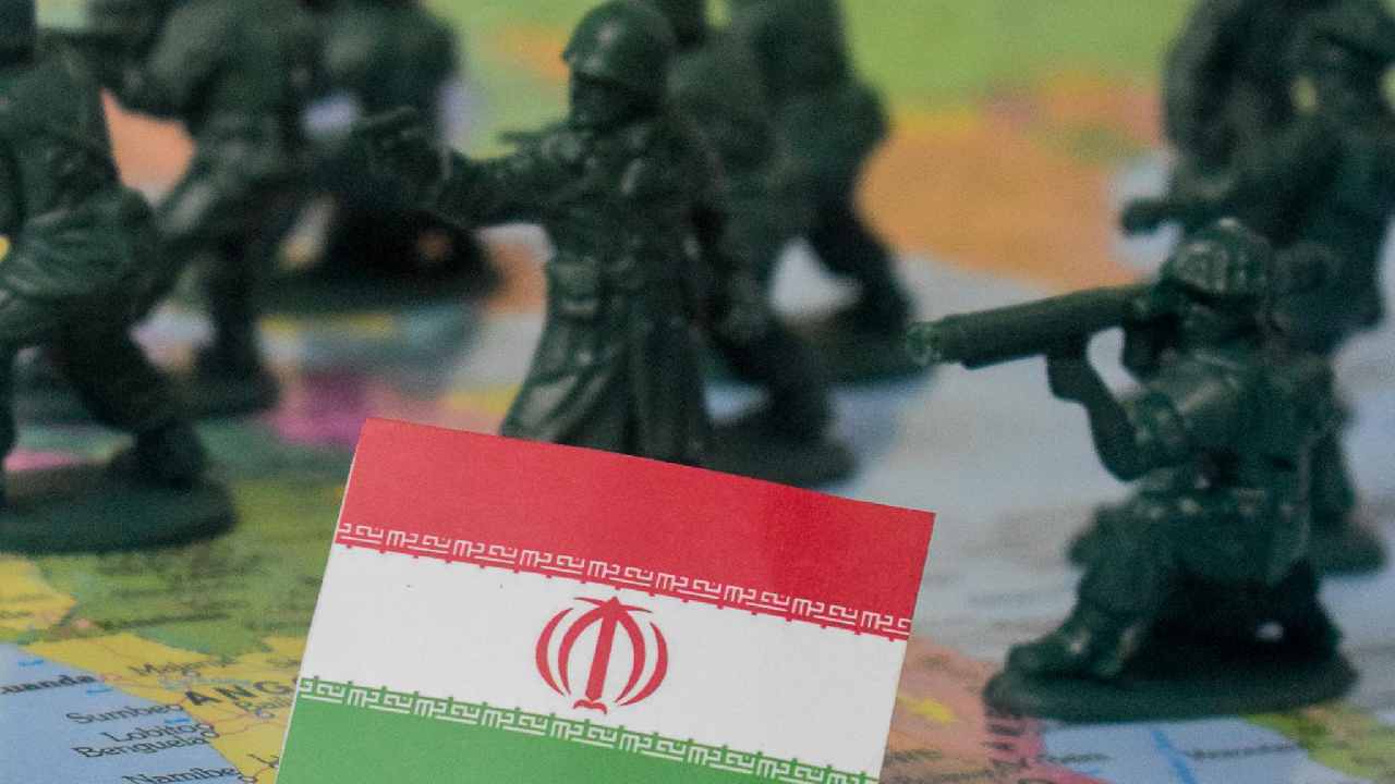 Crise à vista Cessar-fogo em risco após EUA traçar planos contra o Irã em Ormuz