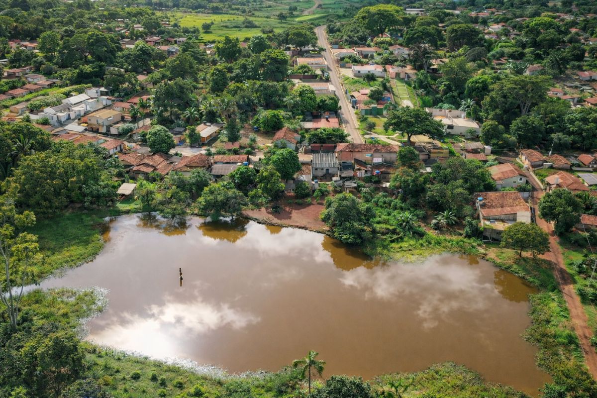 Diamantes secaram, o garimpo acabou e a vila parou no tempo Garimpo do Bandeira, em Frutal, ainda guarda casas simples, memórias de riqueza e o silêncio de quem viu tudo (2)