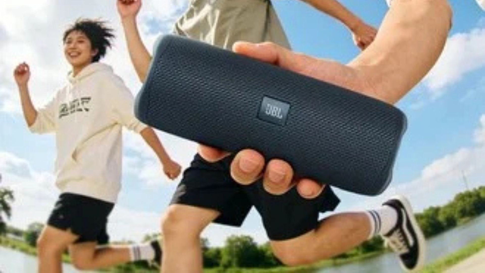 JBL Flip Essential 3 SE é lançada com 30W de potência (20W + 10W