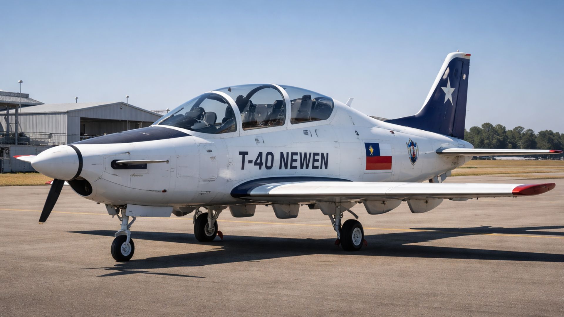Chile apresenta o T-40 Newen, novo avião militar com tecnologia nacional que substituirá o T-35 Pillán e modernizará o treinamento da Força Aérea.
