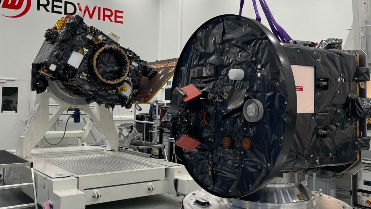 Missão Proba-3 da ESA cria eclipses solares artificiais e revela detalhes inéditos da coroa solar com dois satélites em formação.