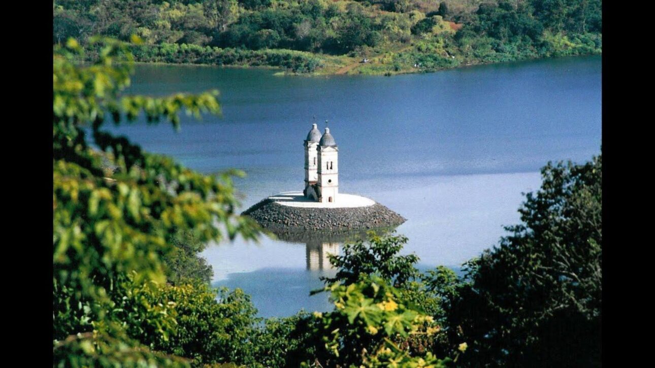 Cidade submersa em SP reaparece com a seca e revela ruínas da antiga Igaratá sob a Represa do Jaguari, atraindo turistas e curiosos.