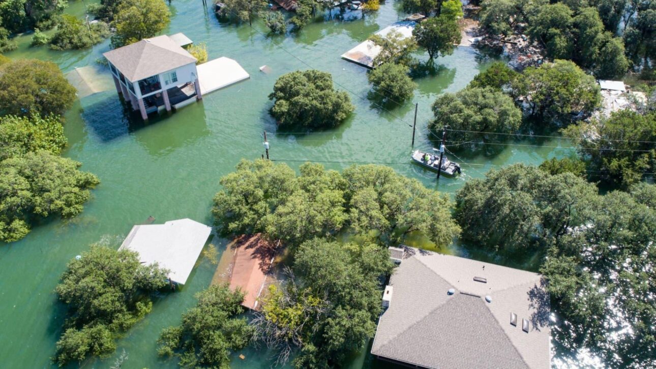 Crise climática pode reduzir até 50% do PIB global e gerar choques econômicos, sociais e financeiros, segundo estudo internacional.