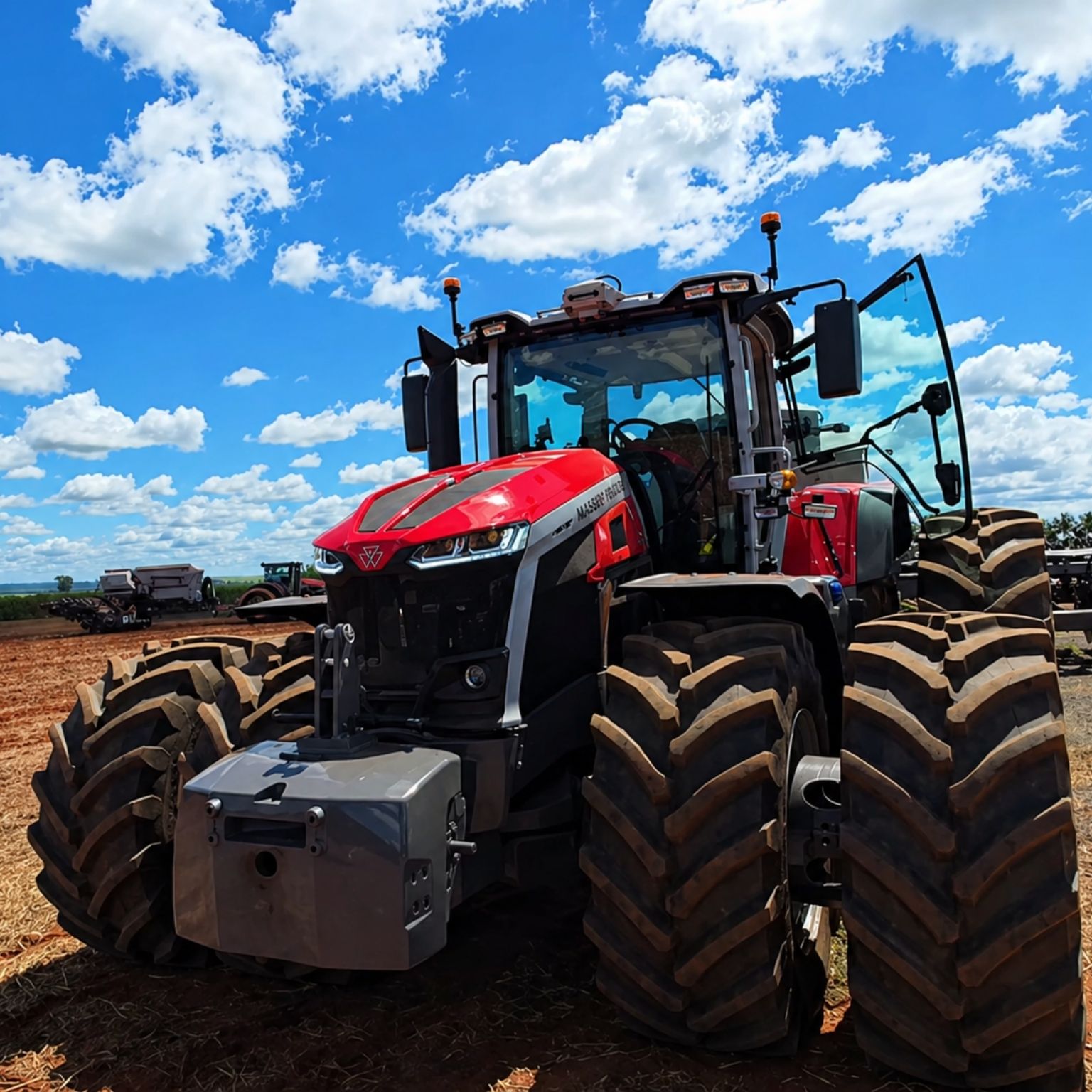 Massey Ferguson 9S de 425 cv, maior trator já produzido pela marca no mundo, chega ao Brasil com transmissão CVT, levante hidráulico de 12 toneladas, vazão de até 420 Lmin (4)