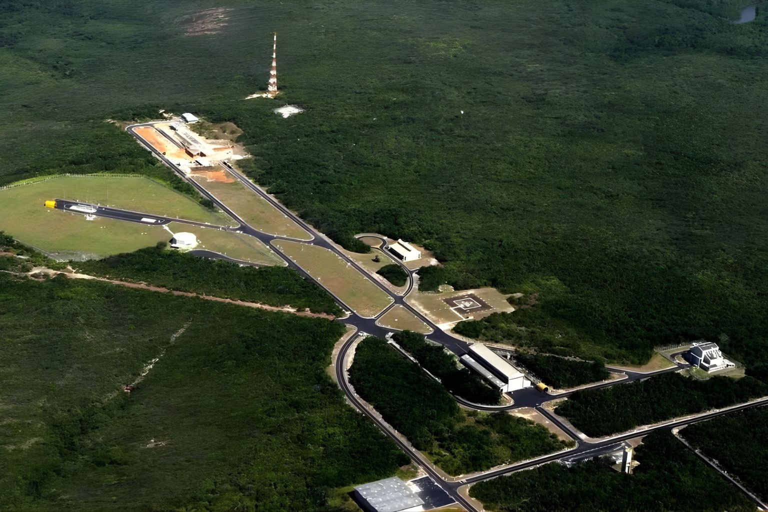 Base de Alcântara, no Maranhão, está próxima ao Equador, pode reduzir combustível de foguetes e voltou ao radar global após acordo com os EUA.