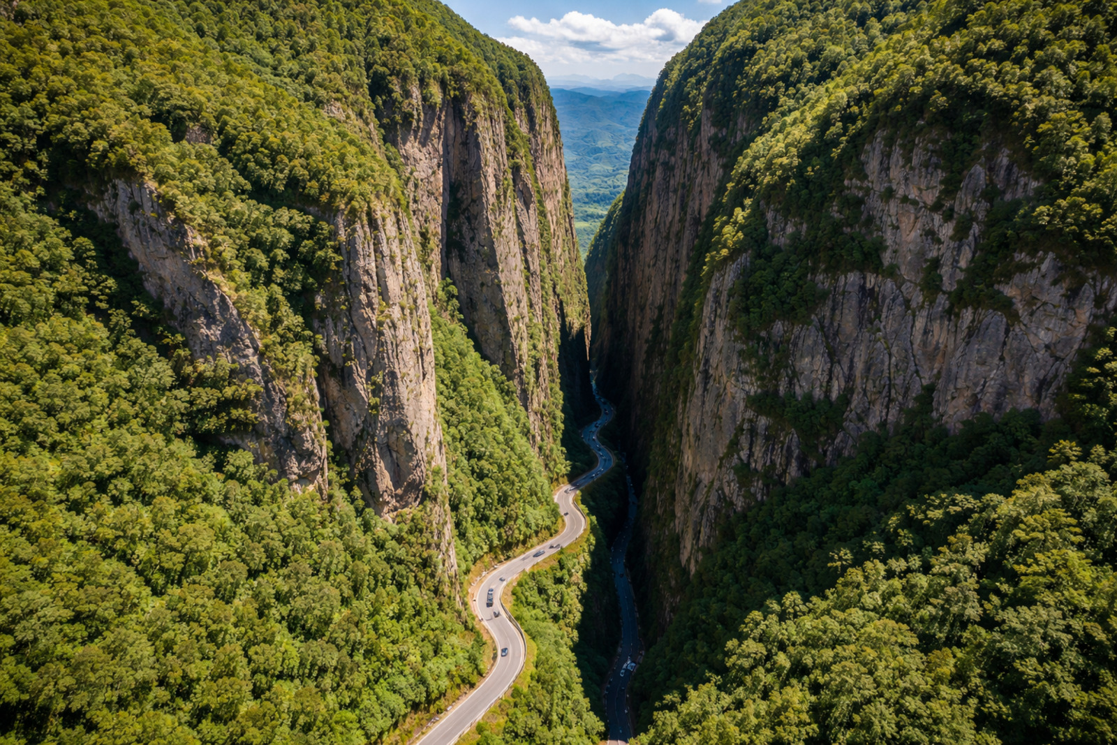 Estrada, Serra, Rochas, Fenda