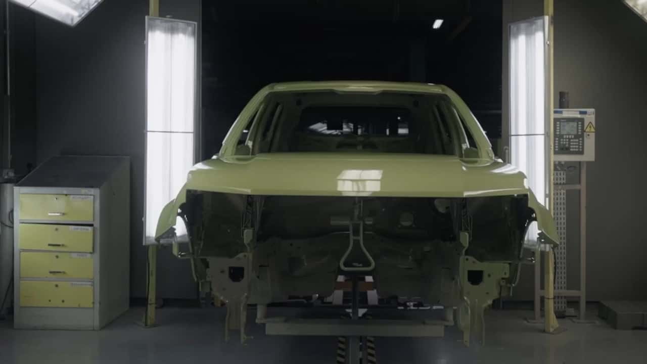 Jeep Avenger inicia produção em Porto Real e se prepara para estrear no Brasil como novo SUV compacto de entrada da marca. (Imagem: Divulgação/Jeep)
