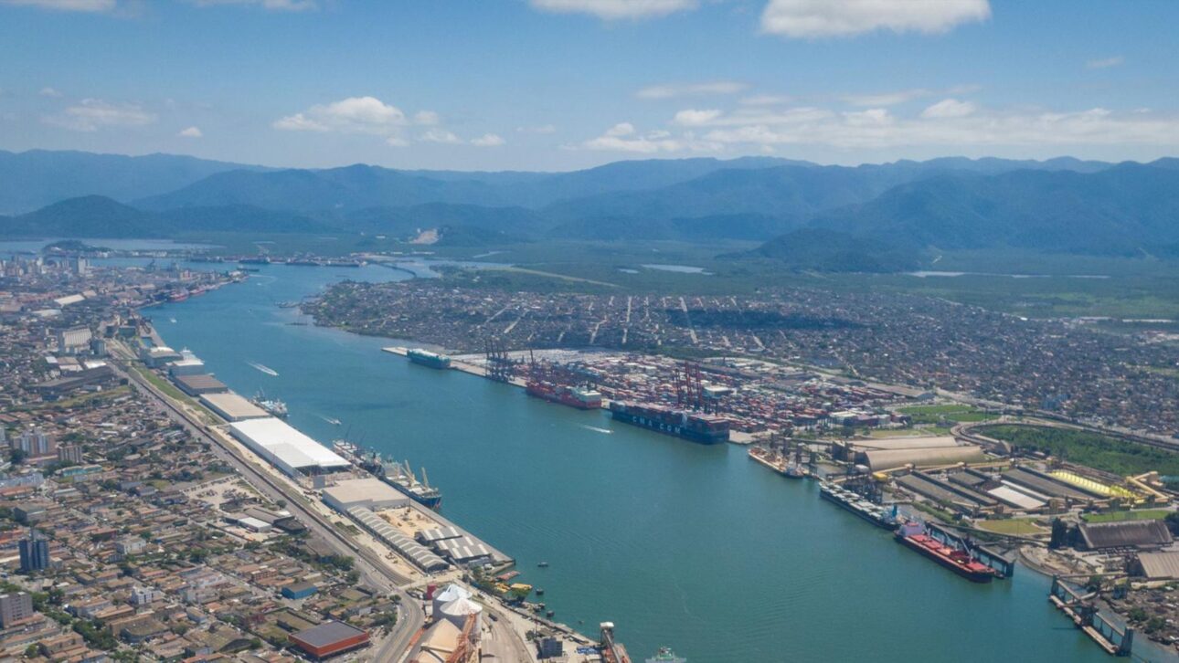 Túnel Santos-Guarujá promete reduzir filas, encurtar trajetos e impulsionar logística no maior porto da América Latina.