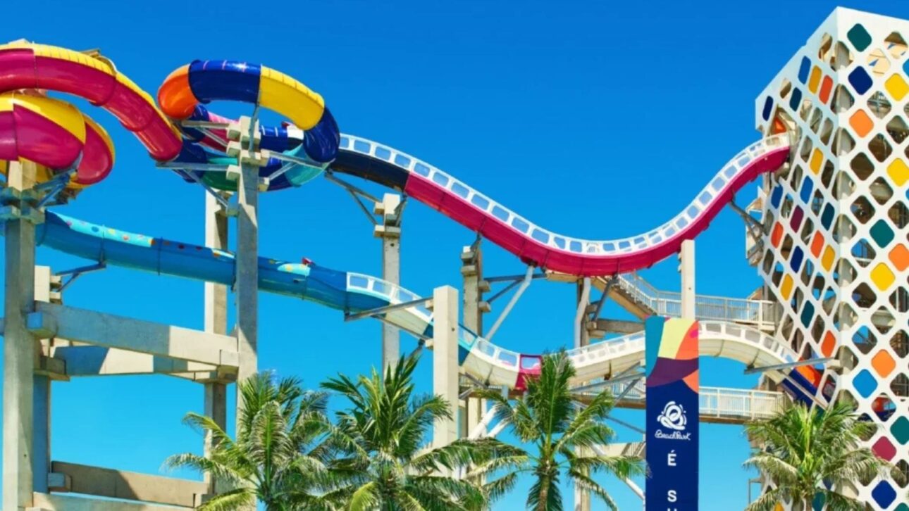 Surreal do Beach Park entra para o Guinness como a montanha-russa aquática mais alta do mundo, com 28 metros e velocidade de 42 km/h.