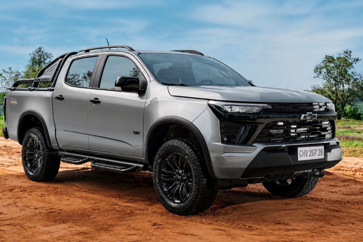 Nova Chevrolet S10 Trail Boss estreia no Brasil com suspensão exclusiva Ironman, pneus All Terrain, motor 2.8 turbodiesel e tração 4x4, mirando quem quer picape off-road de fábrica (4)