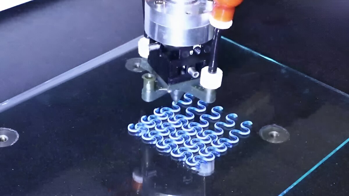 Uma impressora 3D de Harvard produz uma estrutura de filamentos musculares artificiais ativos e passivos. Laboratório Lewis / Harvard SEAS