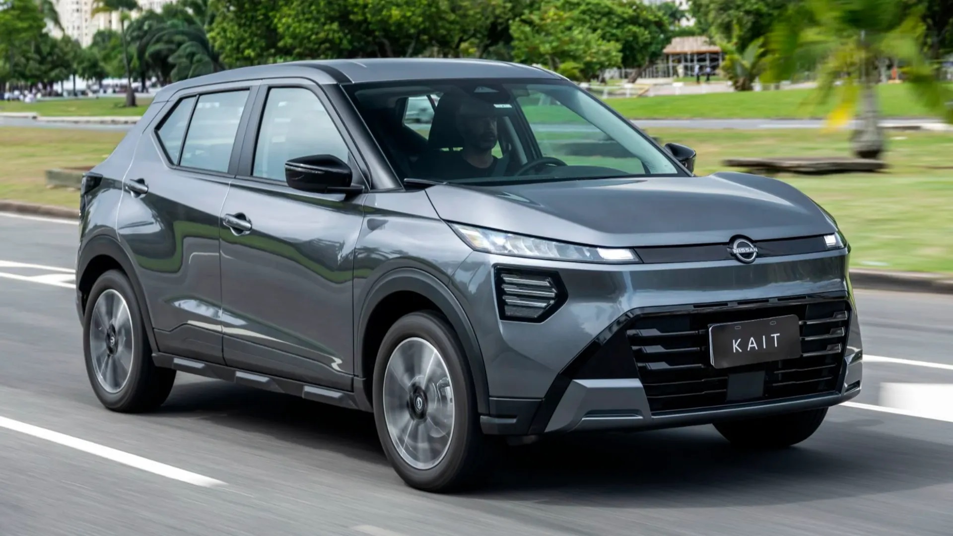 Nissan Kait tenta virar o SUV racional de 2026 com preço de R$ 117.990, parcelas de R$ 1.599, consumo de 13,7 km/l e autonomia de 562 km para quem fugiu de Kwid, Mobi e C3