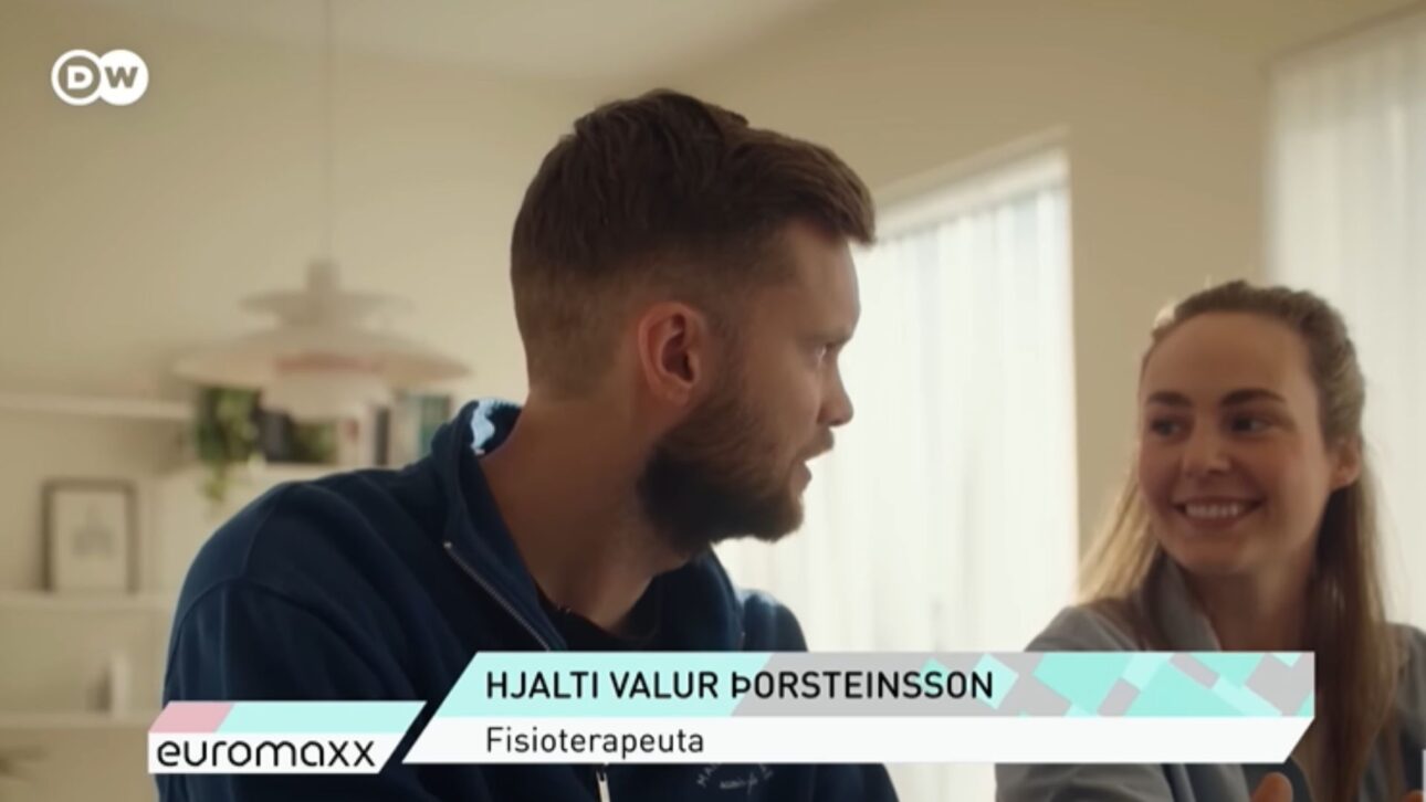 Hjalti and his wife Margrét share household chores