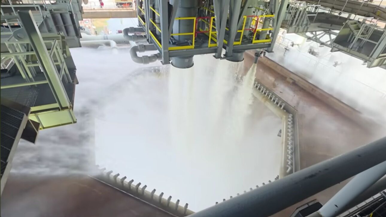La NASA bombeó cerca de 151 millones de litros en tres días para vaciar un reservorio del Stennis Space Center y cambiar una bomba del sistema de prueba de cohetes.